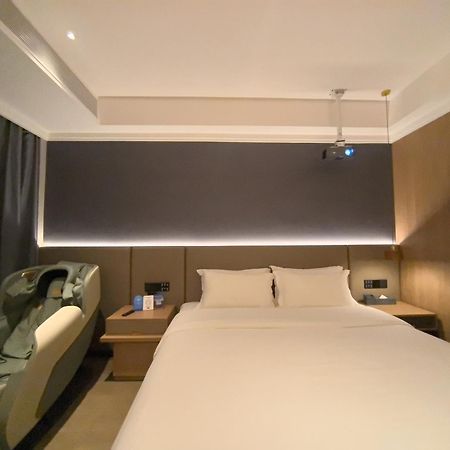 Luyue Hotel Movie Hotel Huaqiangbei Convention And Exhibition Center Branch Shenzhen Exterior foto