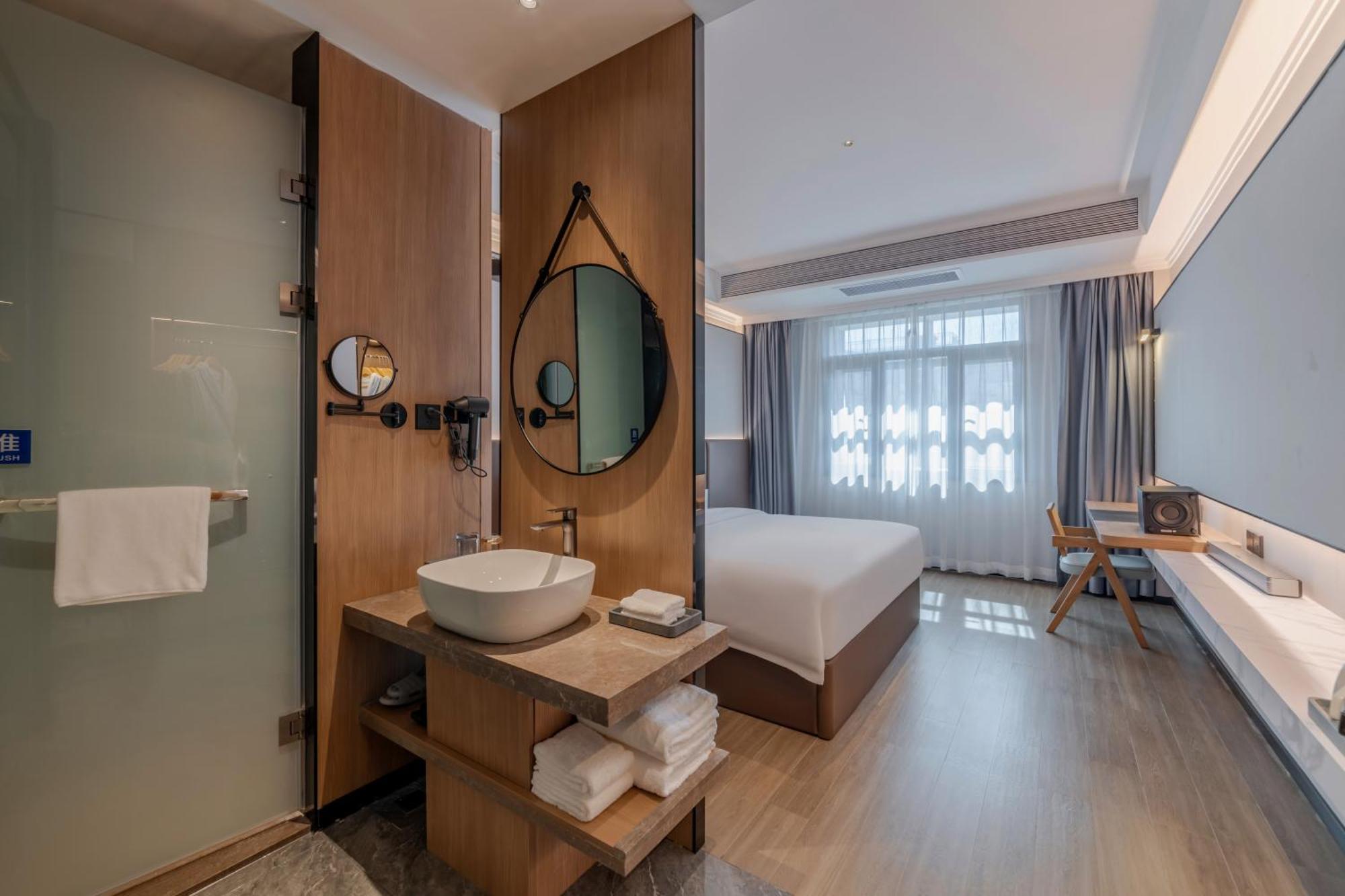 Luyue Hotel Movie Hotel Huaqiangbei Convention And Exhibition Center Branch Shenzhen Exterior foto